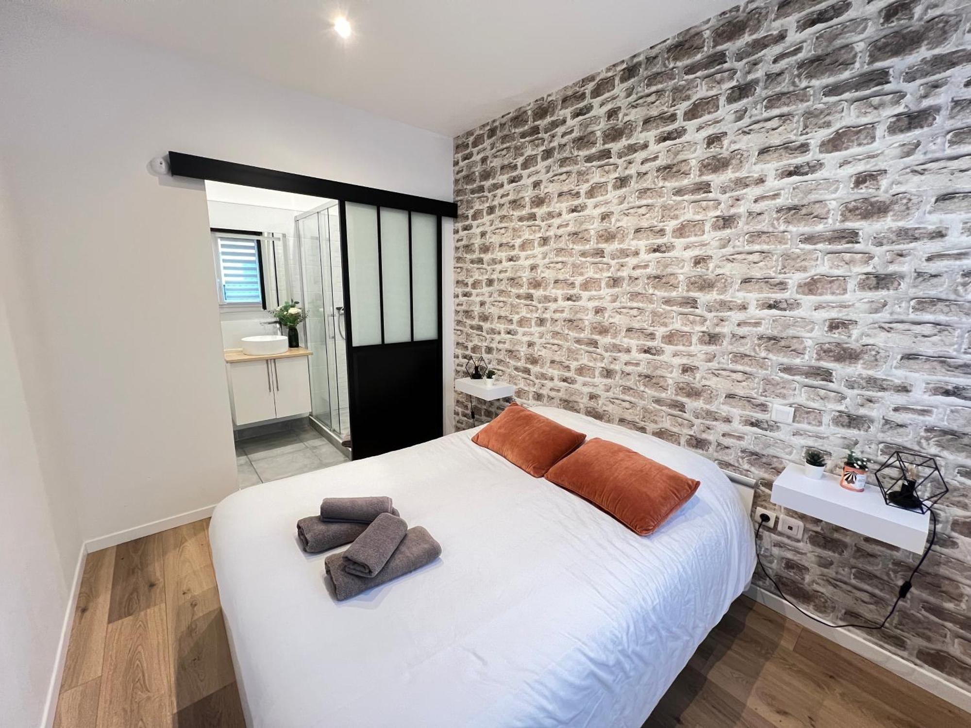 Le Remois - Charmant T2 - Renove - Parking - Cour Privative - Wifi Reims Exterior foto
