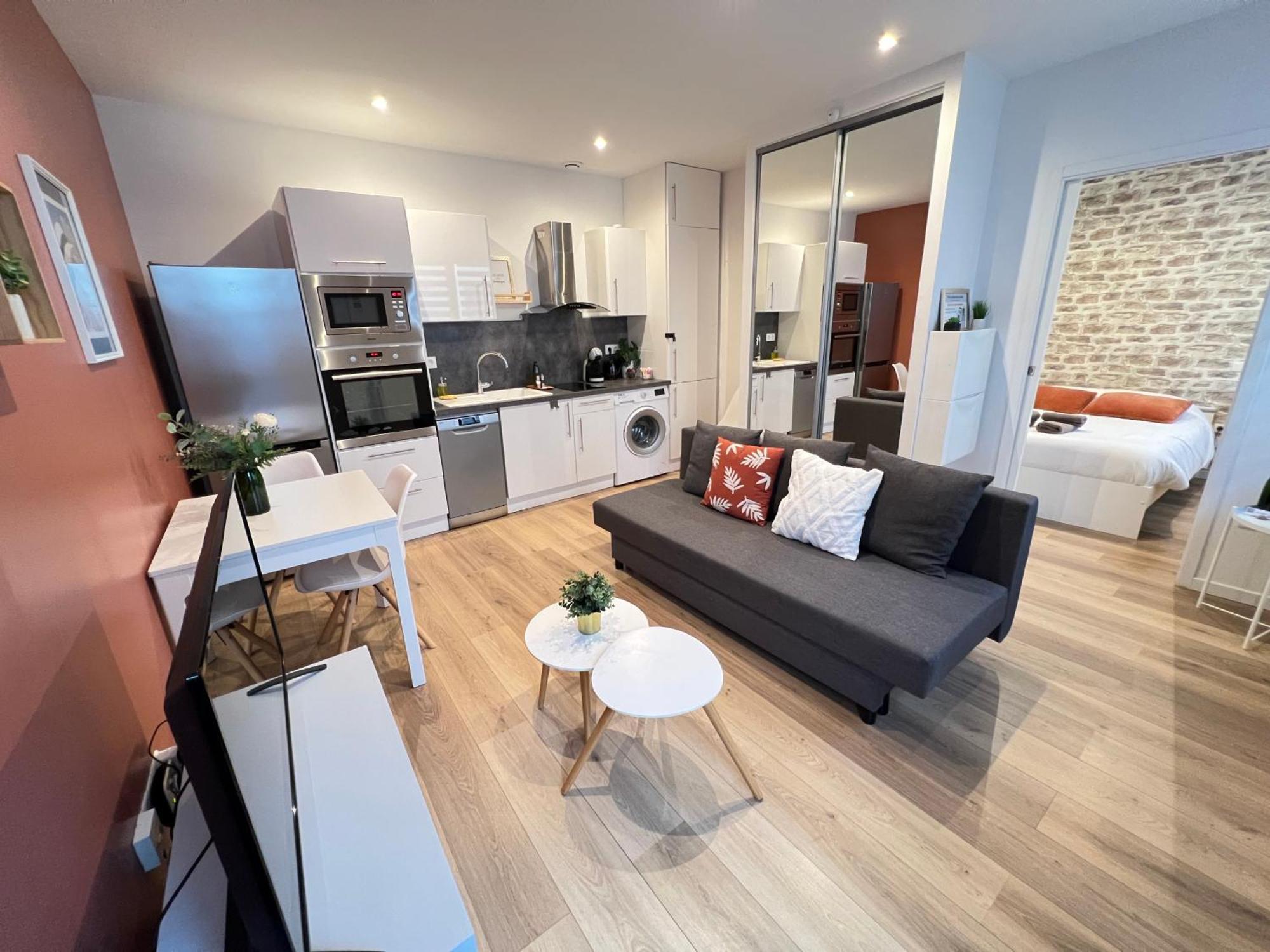 Le Remois - Charmant T2 - Renove - Parking - Cour Privative - Wifi Reims Exterior foto